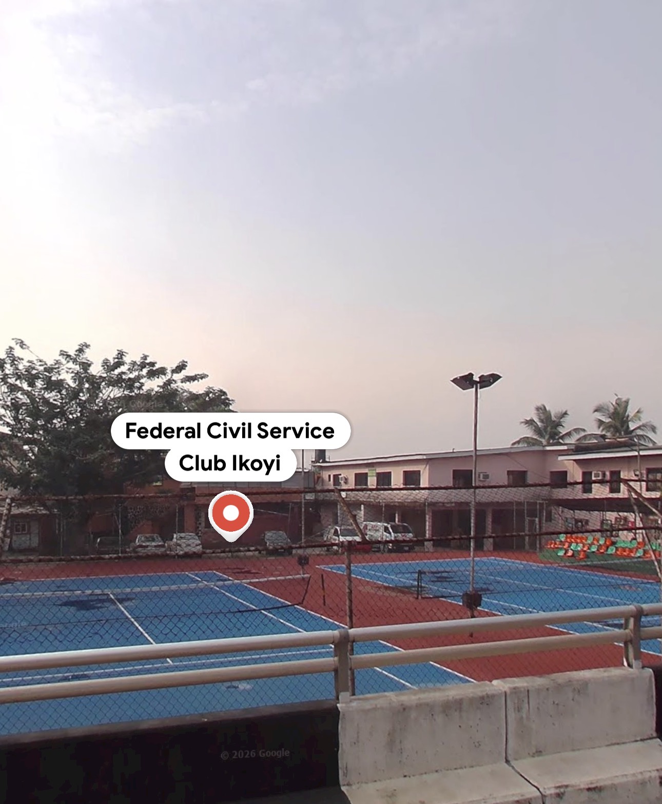 Monaliza Tennis Club entrance